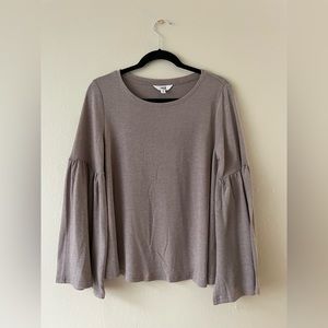 Jack by BB Dakota Wonderland Bell Sleeve Long Sleeve Top